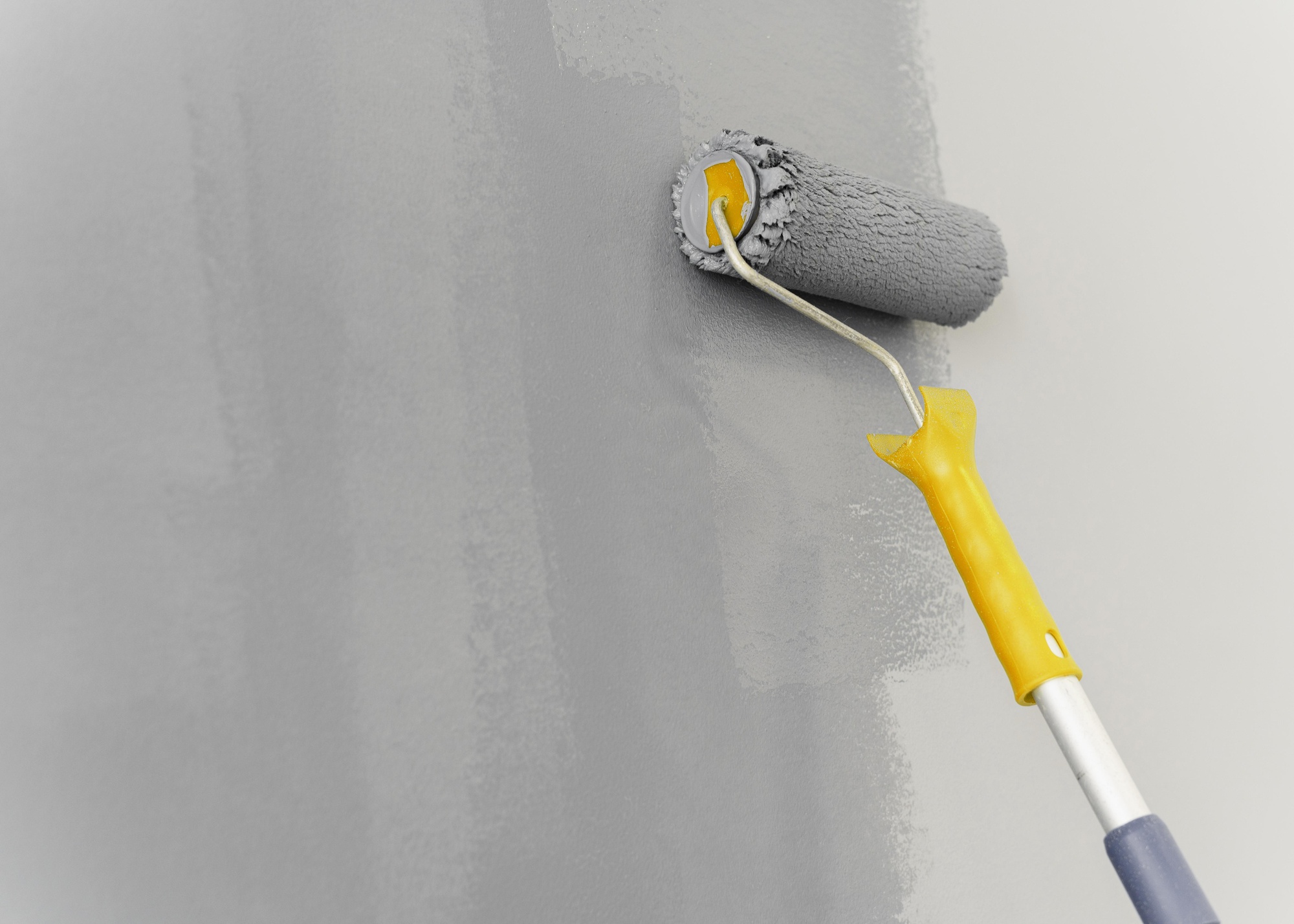 wall-painting-with-roller-concept (1)